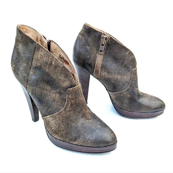 Frye Shoes - FRYE Harlow Campus Brown Leather heeled ankle boots booties